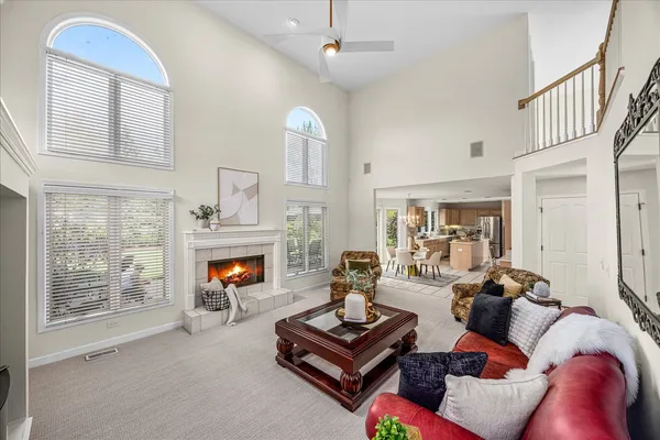 $675,000 | 1692 Sauk Drive, Batavia, IL 60510