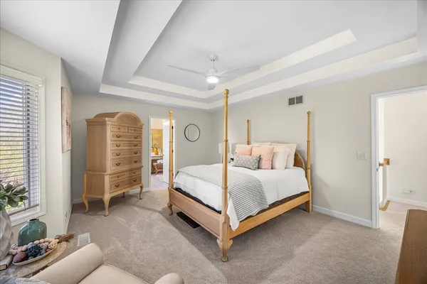 $675,000 | 1692 Sauk Drive, Batavia, IL 60510