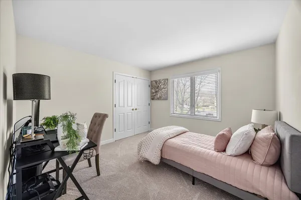 $675,000 | 1692 Sauk Drive, Batavia, IL 60510