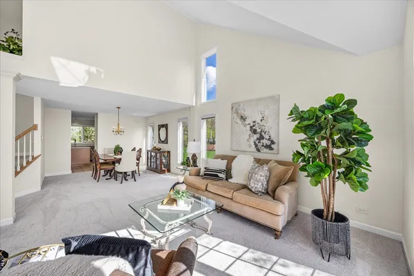 $675,000 | 1692 Sauk Drive, Batavia, IL 60510
