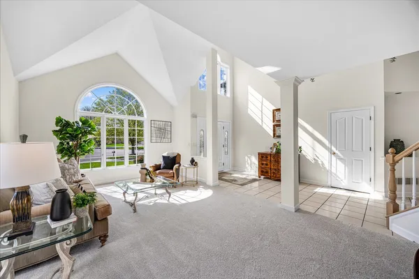 $675,000 | 1692 Sauk Drive, Batavia, IL 60510