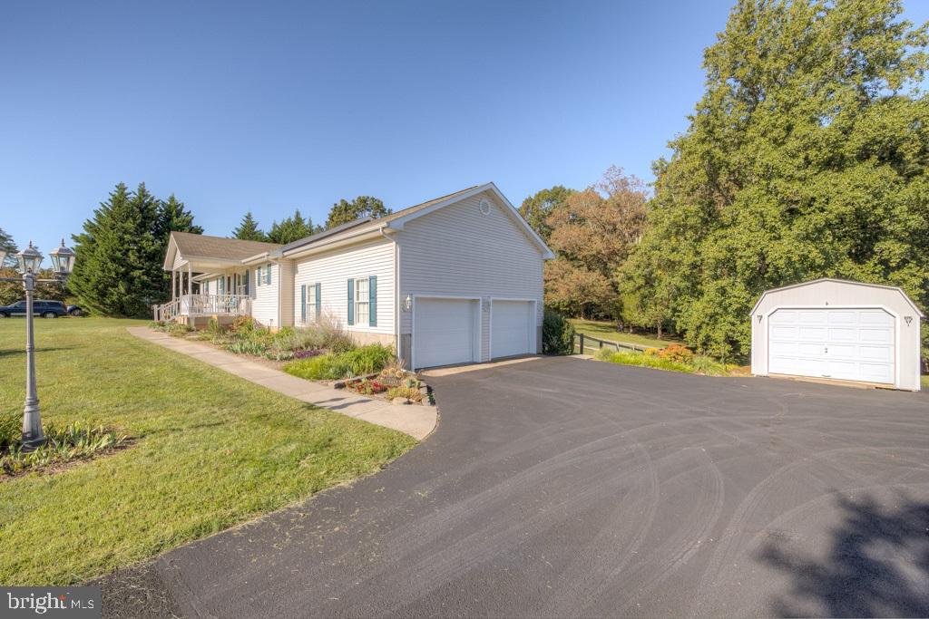 9288 Stonegate Lane Rhoadesville, VA 22542 - Photo 2 of 53 Paved driveway to sideload garage & shed