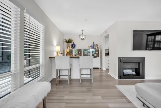 $239,900 | 2410 Larkspur Lane, Unit 243, Sacramento, CA 95825