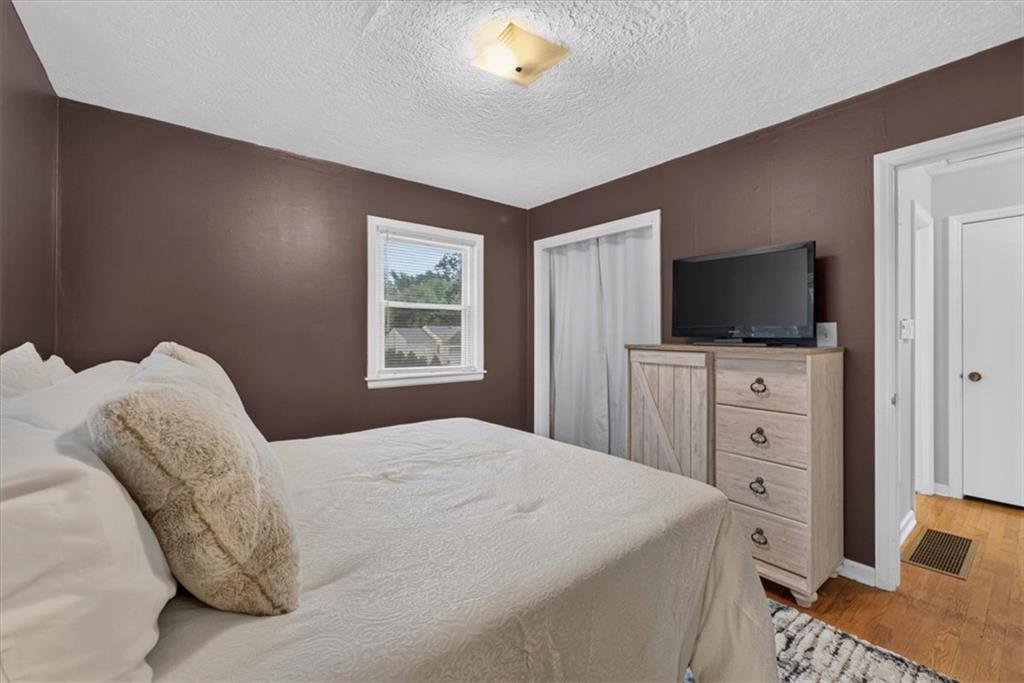 3611 South Spring Street Independence, MO 64055 - Photo 12 of 34 Gallery Image 12