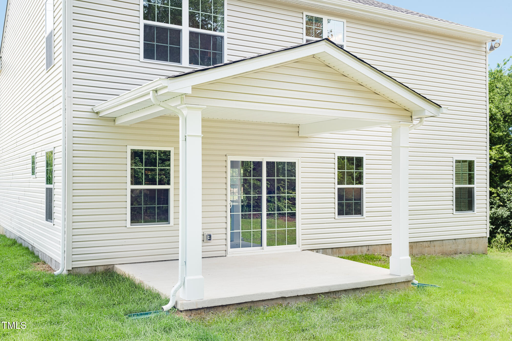 824 Walker Rdg Way Willow Spring, NC 27592 - Photo 2 of 23 2018-08-nas-kensal-green-02