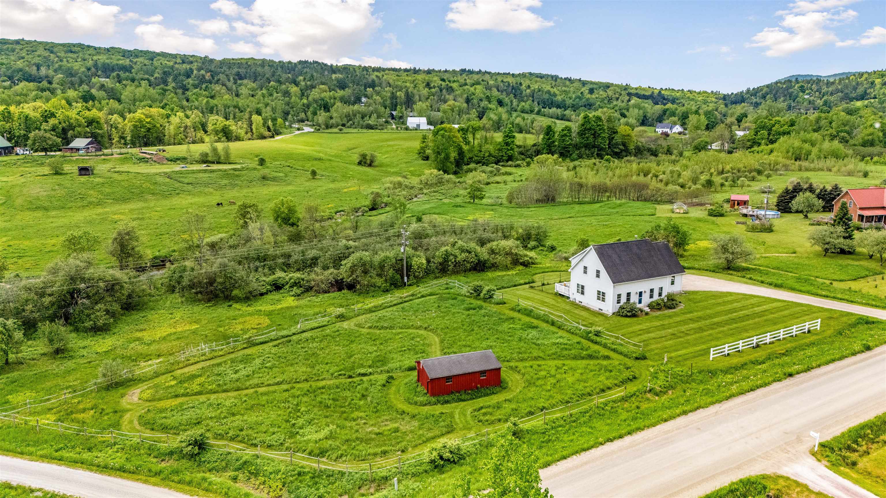 1807 Kenyon Road Richmond, VT 05477 - Photo 2 of 38 Gallery Image 2