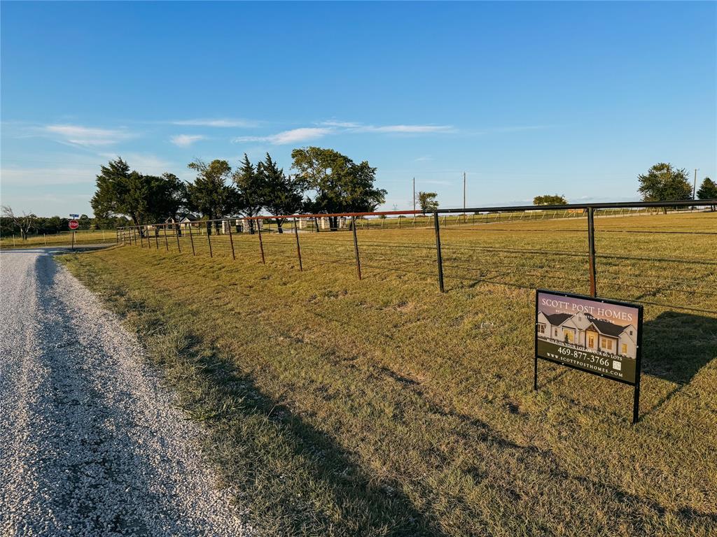 6865 Cr 177 Road Celina, TX 75009 - Photo 4 of 12 a view of a water with boats in it