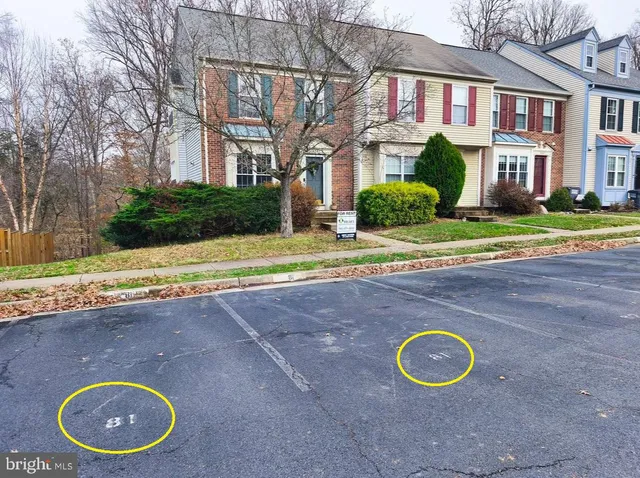 a view of outdoor space yard and front view of a house