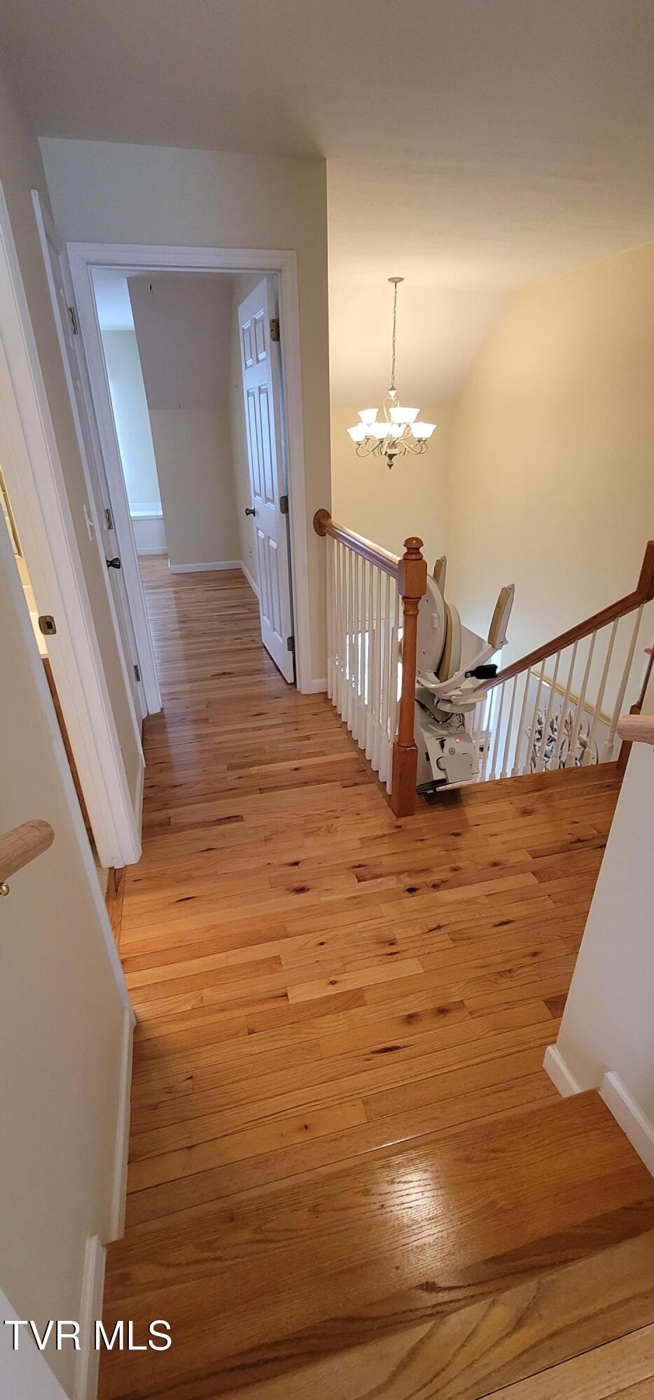 392 Reynolds Road Elizabethton, TN 37643 - Photo 24 of 43 20251108_113955