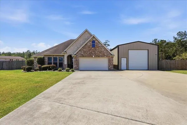 $450,000 | 5820 Westchase Loop, Lumberton, TX 77657