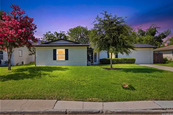 $219,900 | 5202 Coral Mist Street, Kirby, TX 78219