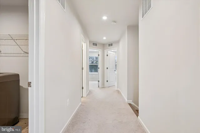 $3,400 | 4016 Shire Meadow Lane, Triangle, VA 22172