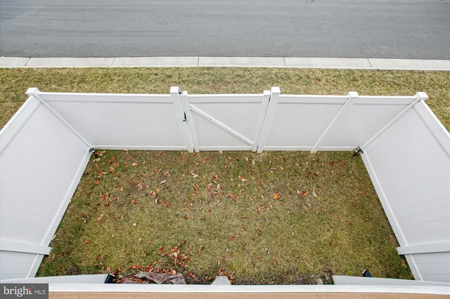 $3,400 | 4016 Shire Meadow Lane, Triangle, VA 22172