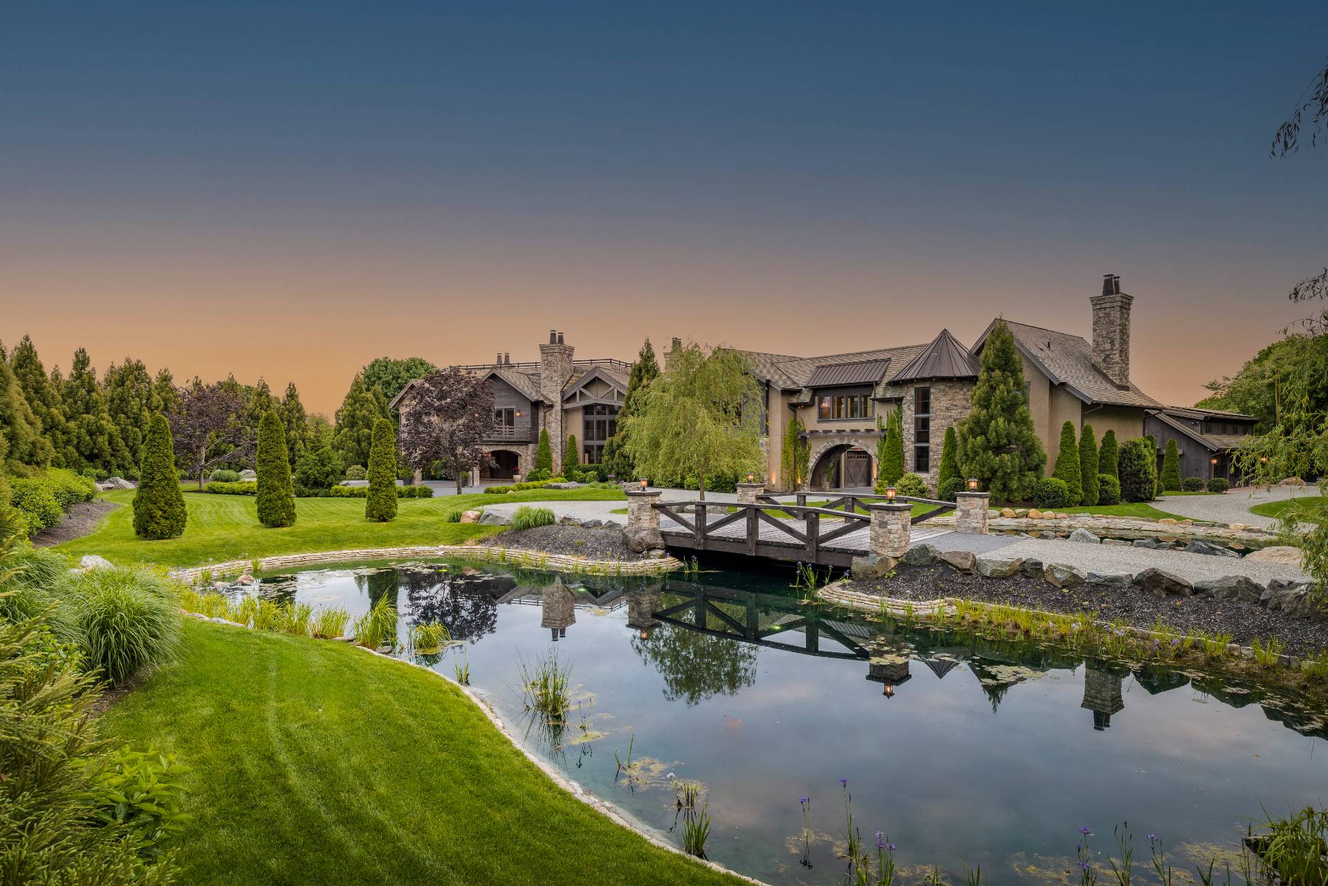 254 Mitchell Lane Bridgehampton, NY 11932 - Photo 3 of 36