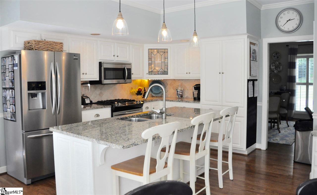 317 Deer Spring Lane Simpsonville, SC 29680 - Photo 4 of 36 Gallery Image 4