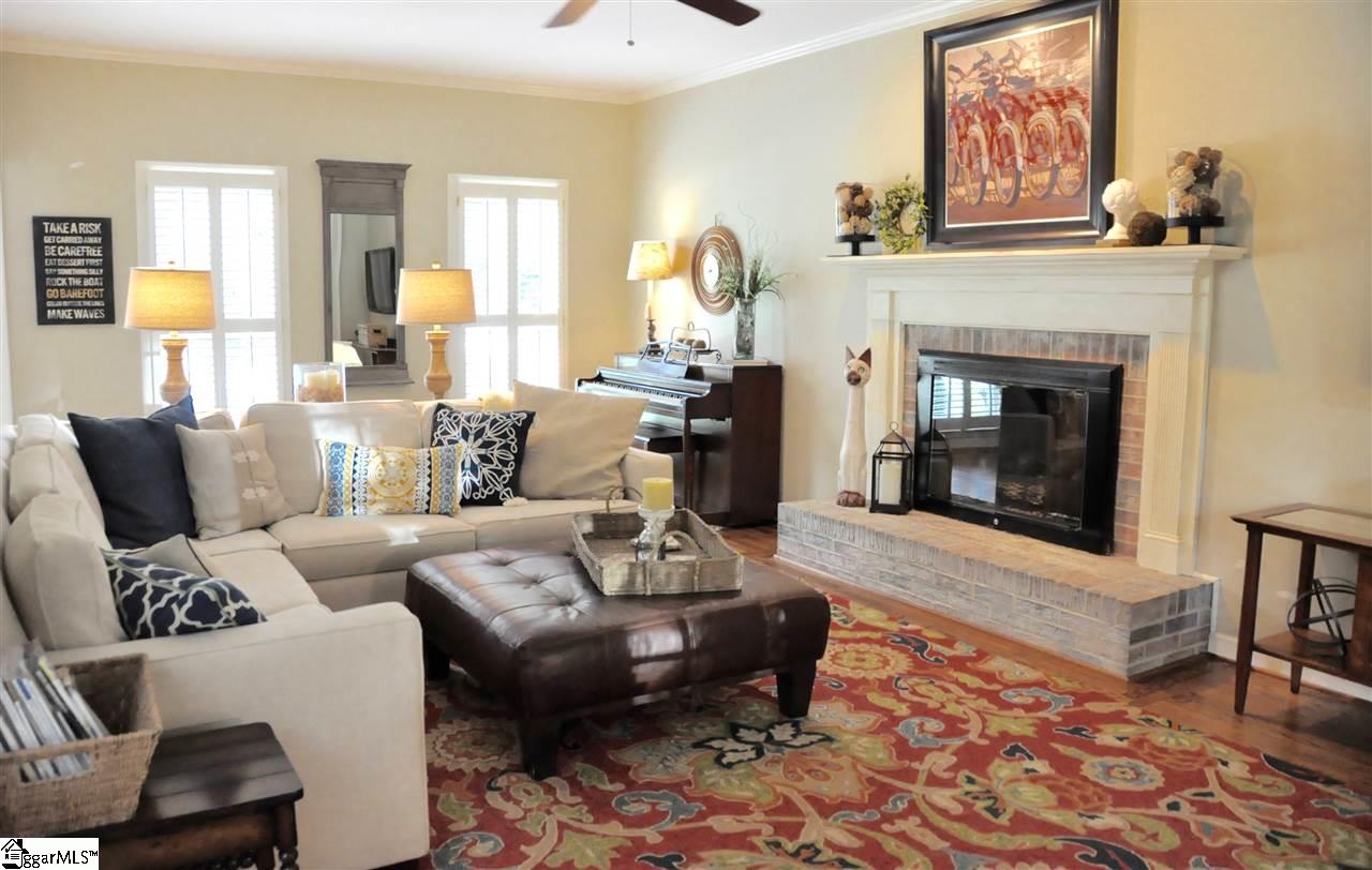 317 Deer Spring Lane Simpsonville, SC 29680 - Photo 6 of 36 Gallery Image 6