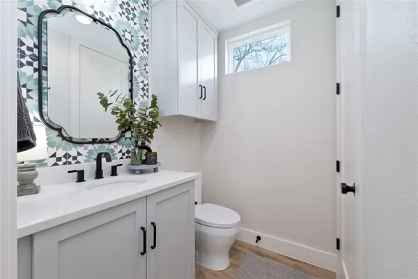 $1,399,000 | 2004 Chestnut Avenue, Unit 1, Austin, TX 78722