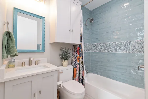 $1,399,000 | 2004 Chestnut Avenue, Unit 1, Austin, TX 78722