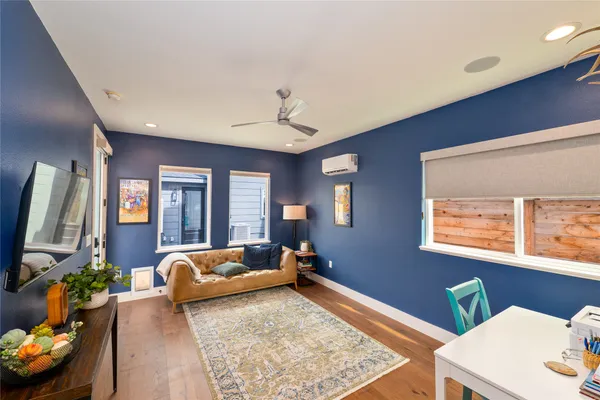 $1,399,000 | 2004 Chestnut Avenue, Unit 1, Austin, TX 78722