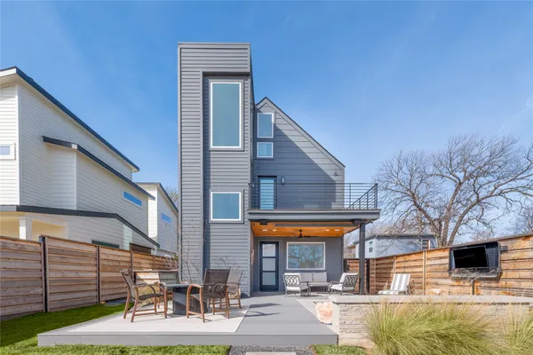 $1,399,000 | 2004 Chestnut Avenue, Unit 1, Austin, TX 78722