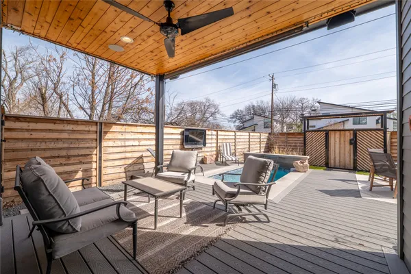 $1,399,000 | 2004 Chestnut Avenue, Unit 1, Austin, TX 78722