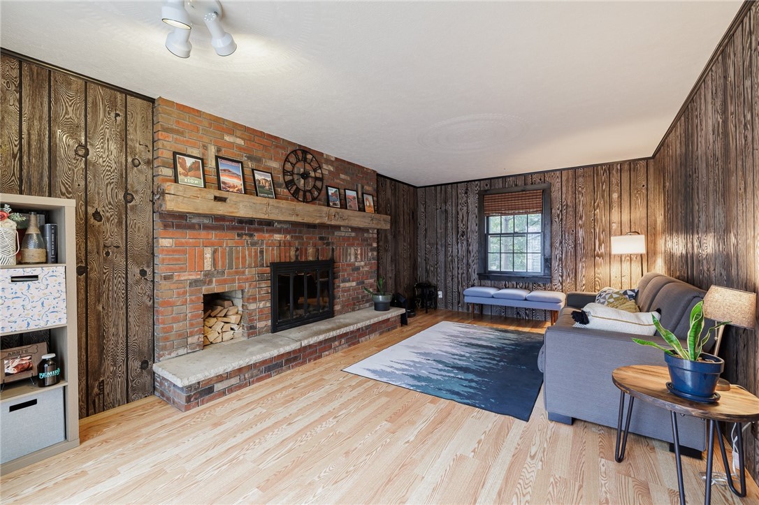 124 Parkmere Road Irondequoit, NY 14617 - Photo 13 of 37