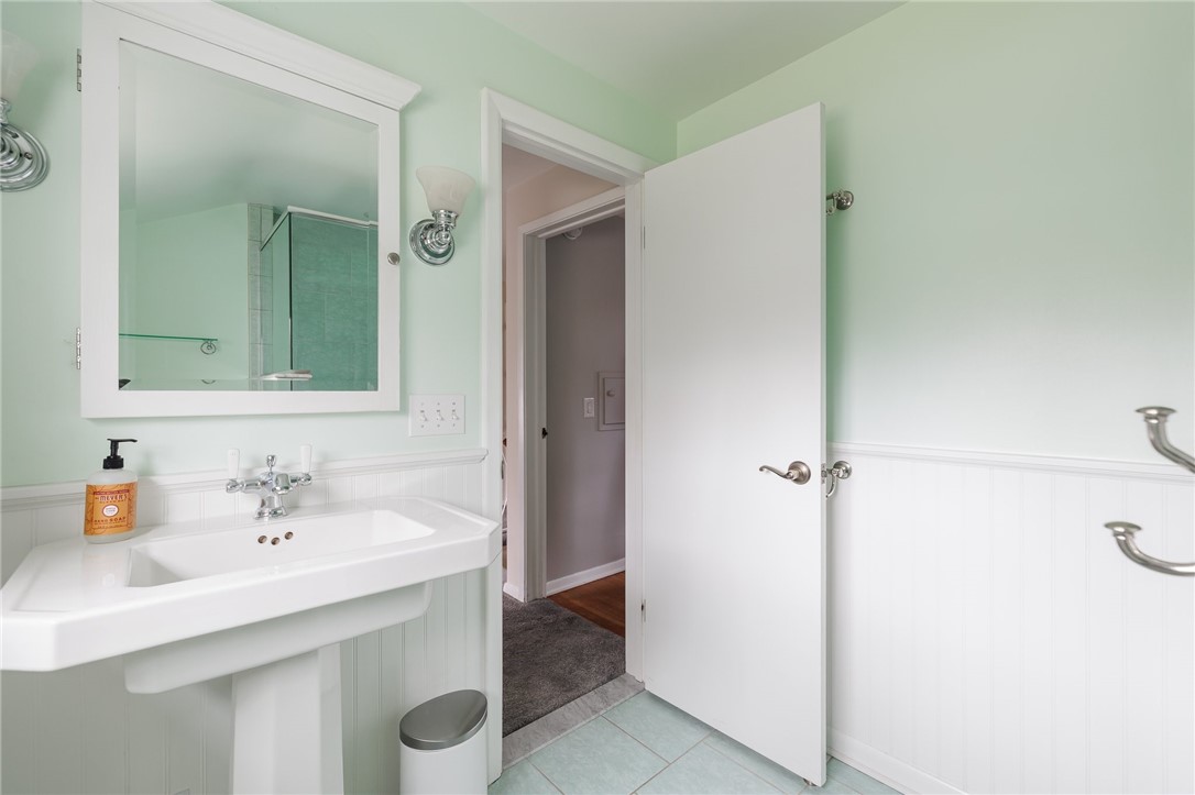 124 Parkmere Road Irondequoit, NY 14617 - Photo 26 of 37