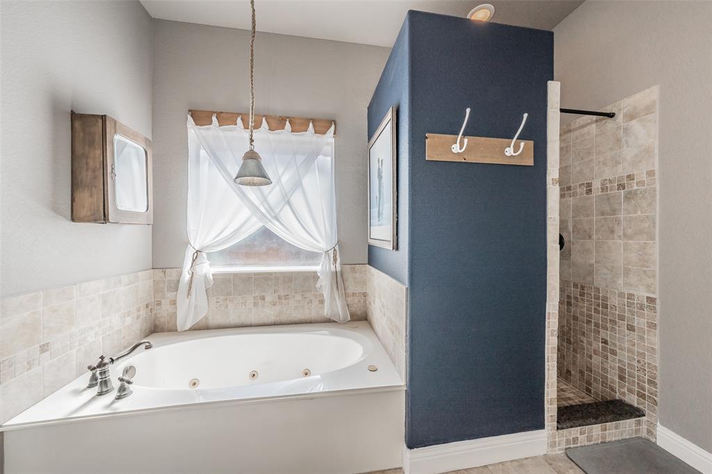 209 Thistle Ridge Denton, TX 76210 - Photo 20 of 40