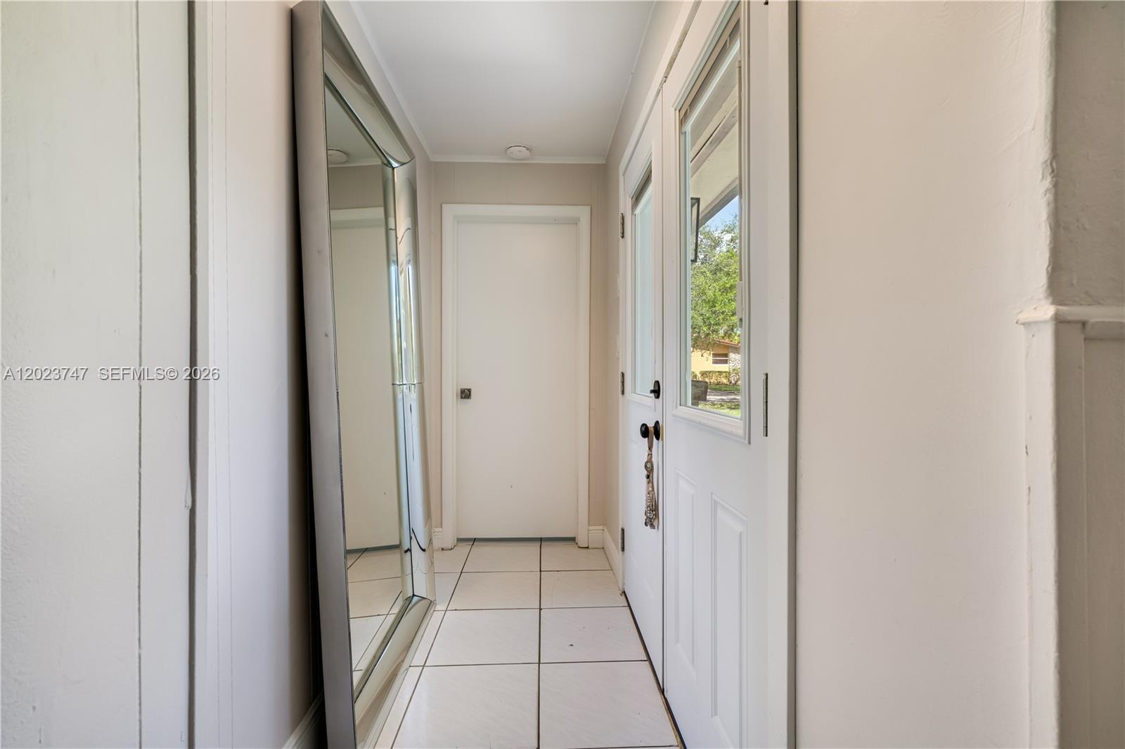 11515 Southwest 81st Road, Unit 11515 Pinecrest, FL 33156 - Photo 20 of 33 a view of an entryway