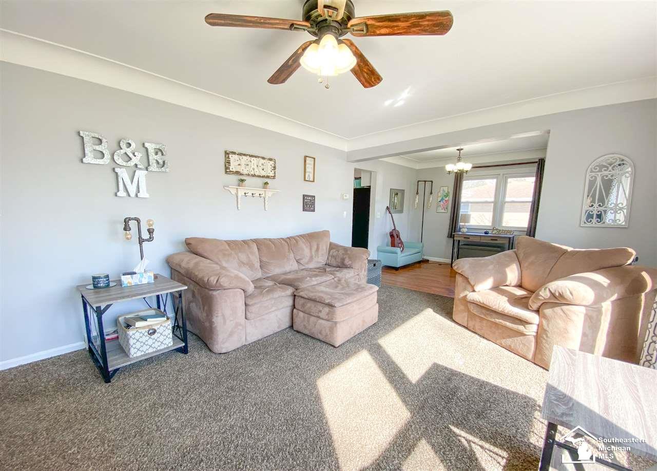 4376 St Anthony Road Temperance, MI 48182 - Photo 5 of 33