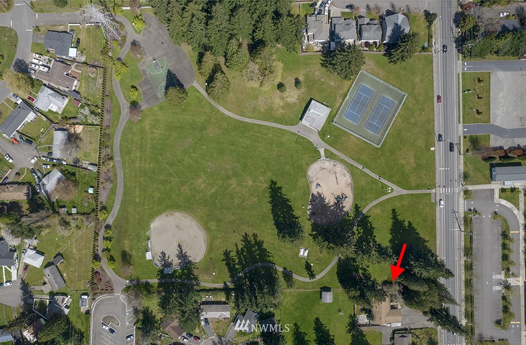 807 Union Street Northeast Renton, WA 98056 - Photo 28 of 38 an aerial view of a house