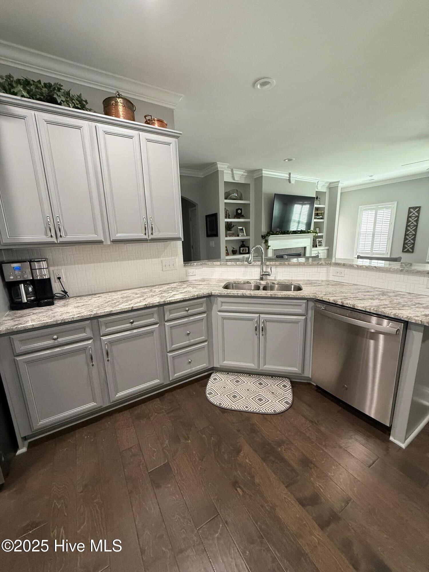 2901 Fernley Court High Point, NC 27262 - Photo 5 of 23 IMG_0383