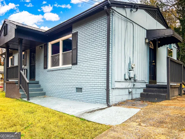 $1,930 | 3730 Clovis Court Northwest, Atlanta, GA 30331