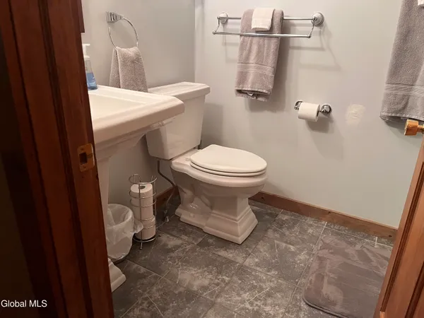 $652,000 | 17 Hawkins Lane, Horicon, NY 12815