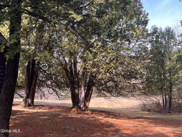 $652,000 | 17 Hawkins Lane, Horicon, NY 12815