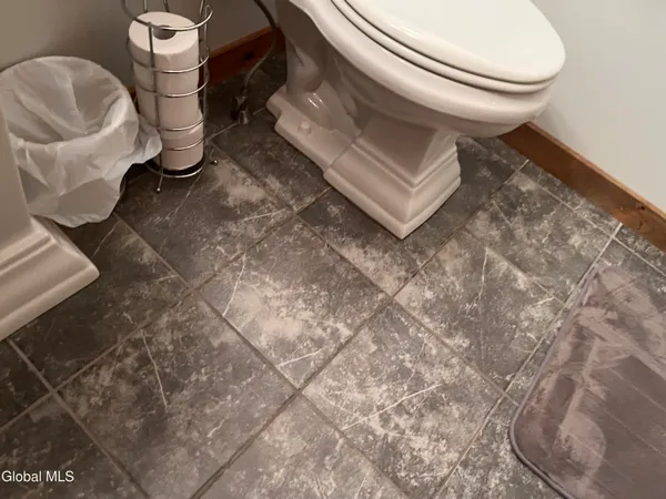 $652,000 | 17 Hawkins Lane, Horicon, NY 12815