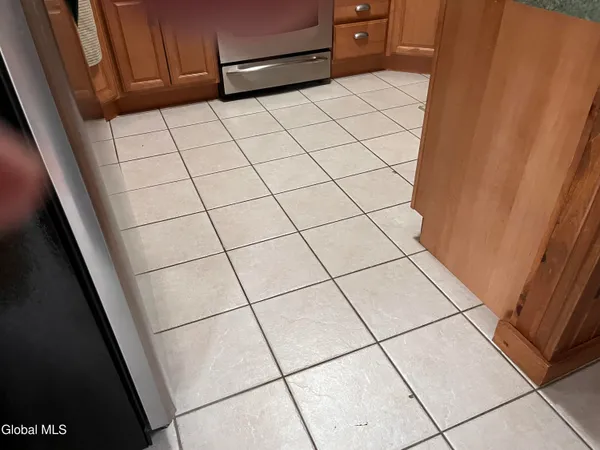 $652,000 | 17 Hawkins Lane, Horicon, NY 12815