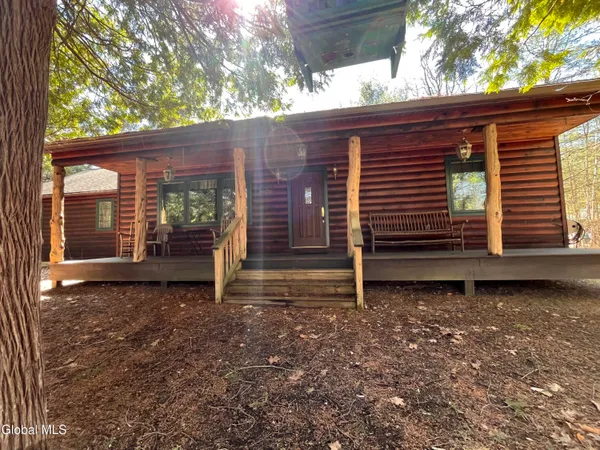 $652,000 | 17 Hawkins Lane, Horicon, NY 12815