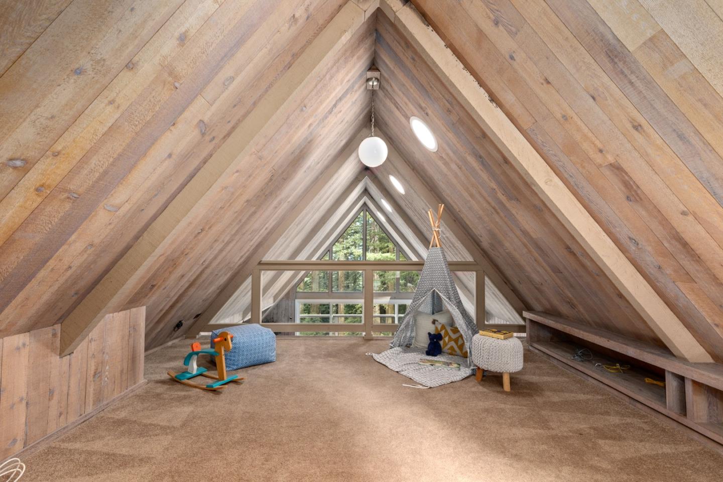 394 Summit Road Watsonville, CA 95076 - Photo 18 of 26 a view of an empty room and a window