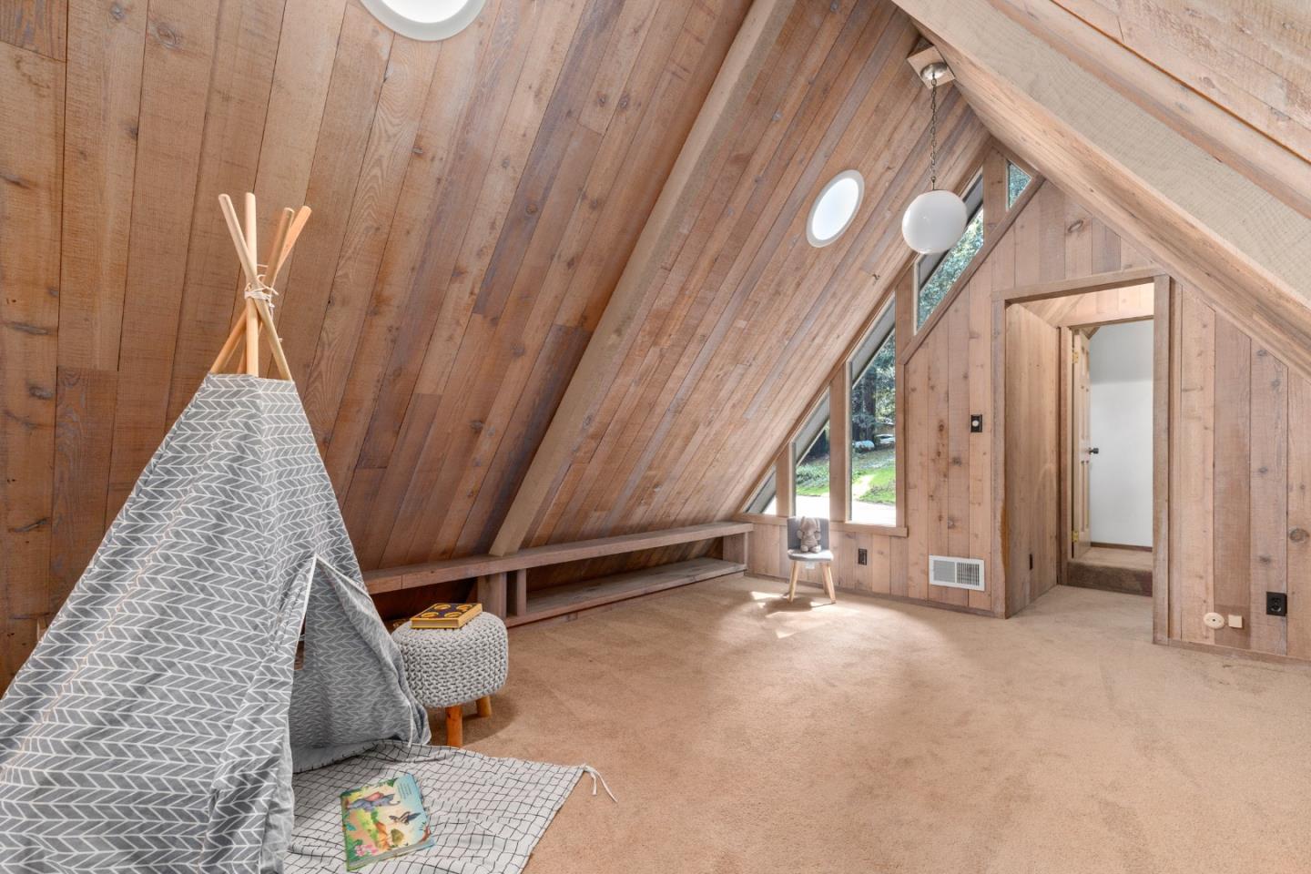 394 Summit Road Watsonville, CA 95076 - Photo 19 of 26 a view of an empty room