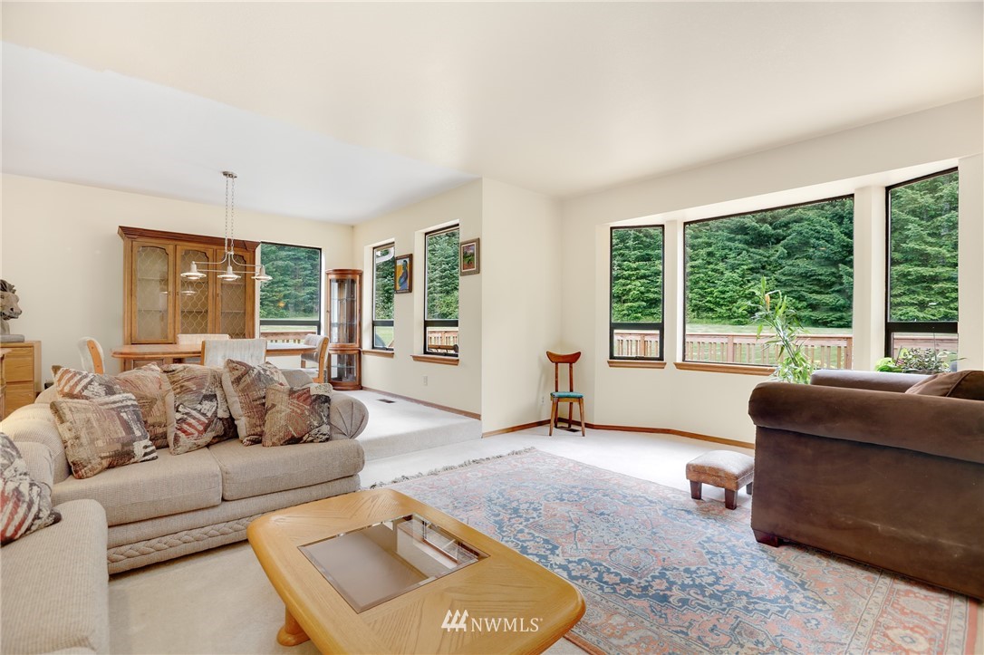 522 South Lake Roesiger Road Snohomish, WA 98290 - Photo 8 of 25