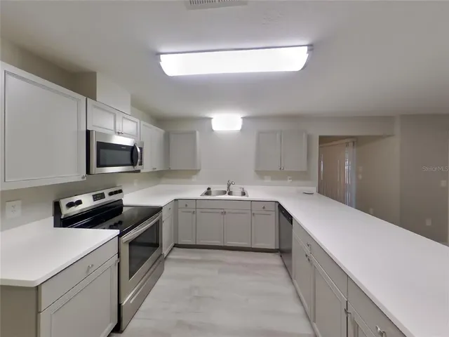 $2,099 | Undisclosed Address, Spring Hill, FL 34609