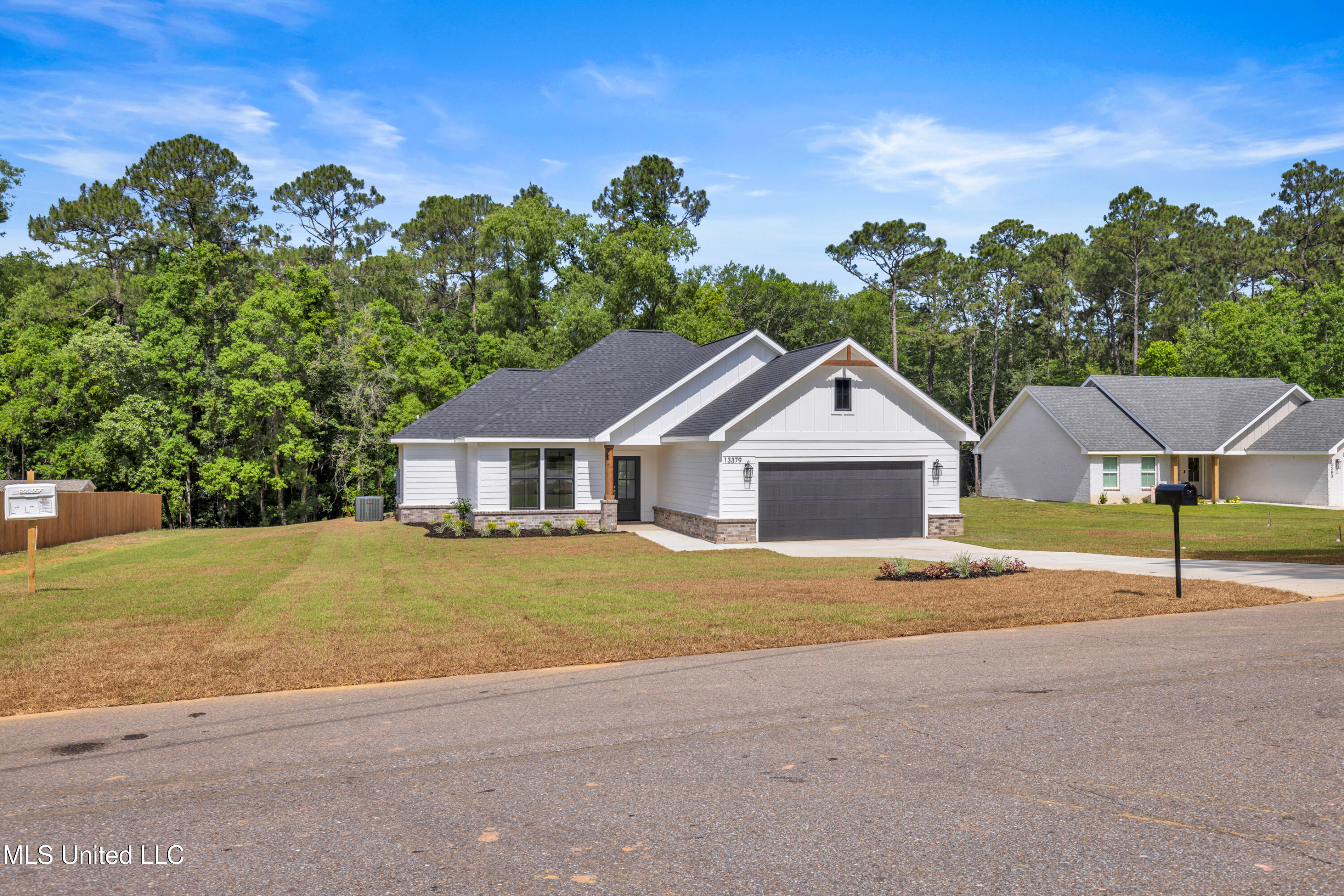 13379 Wash Fayard Road Biloxi, MS 39532 - Photo 3 of 27 13379WashFayardRd-3