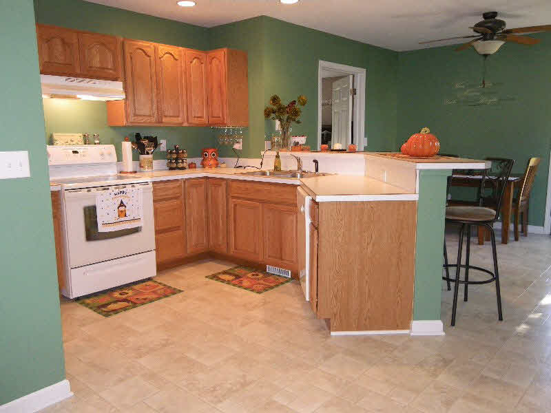 2526 Mason Street Bay City, MI 48708 - Photo 4 of 16 Gallery Image 4