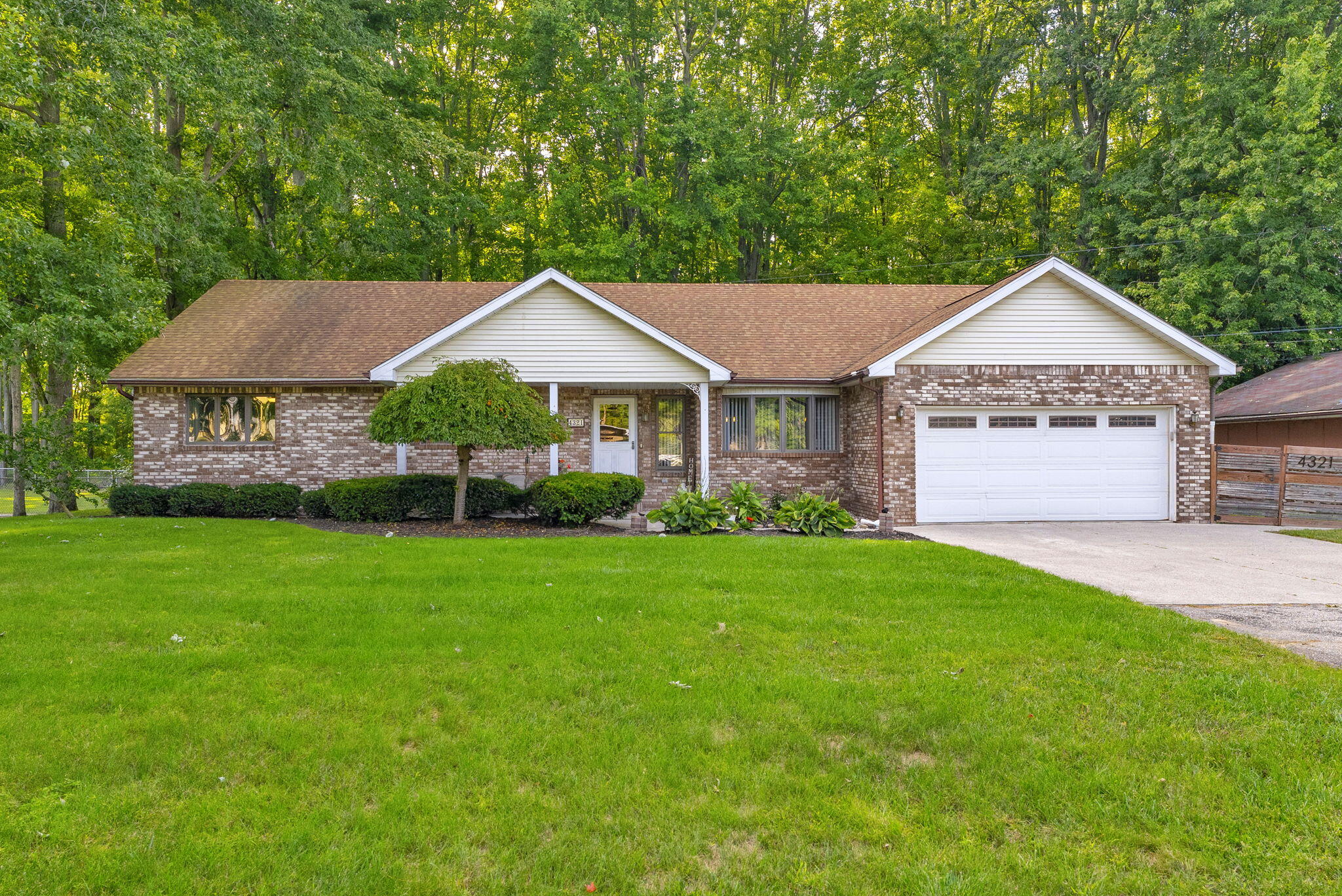 4321 Parker Road Fort Gratiot, MI 48059 - Photo 1 of 49 Main