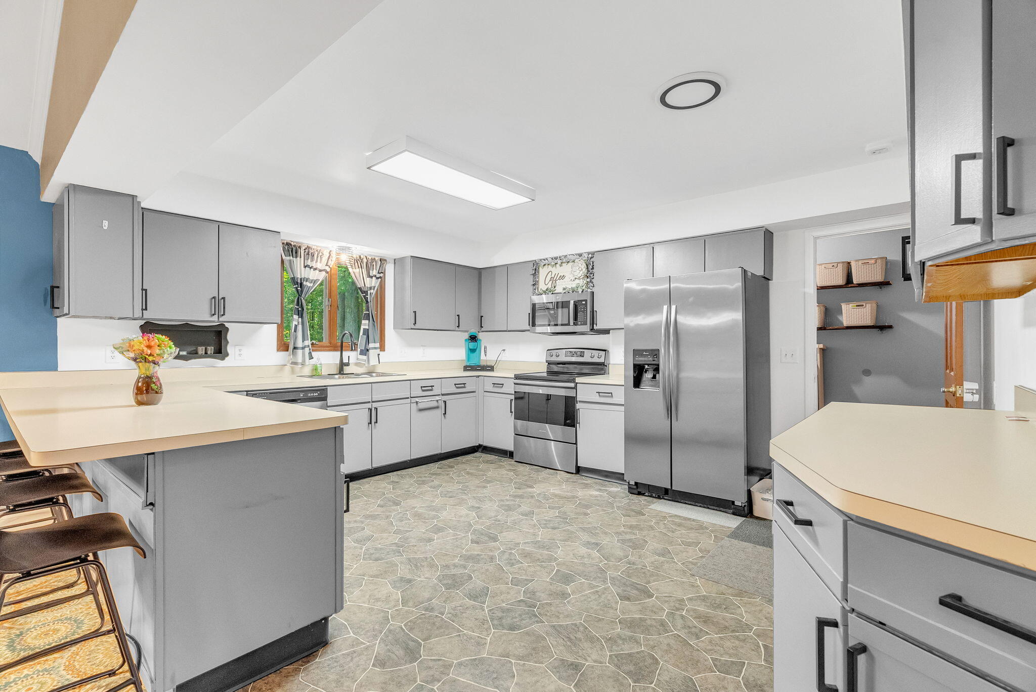 4321 Parker Road Fort Gratiot, MI 48059 - Photo 16 of 49 16-web-or-mls-DSC05995