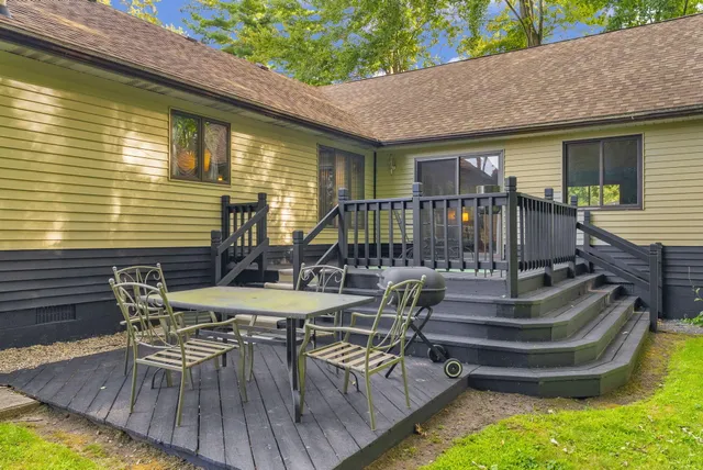 $305,000 | 4321 Parker Road, Fort Gratiot, MI 48059