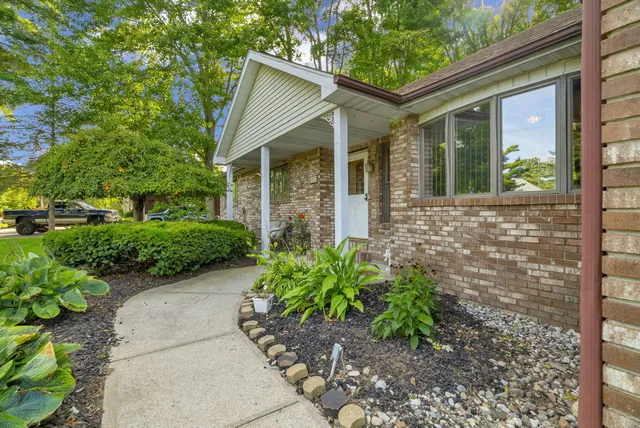 $305,000 | 4321 Parker Road, Fort Gratiot, MI 48059