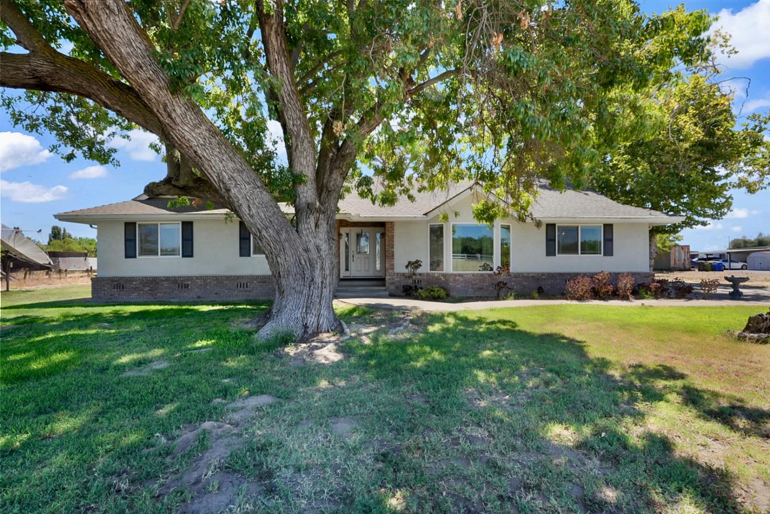 1706 North Washington Road Turlock, CA 95380 - Photo 1 of 70 Gallery Image 1