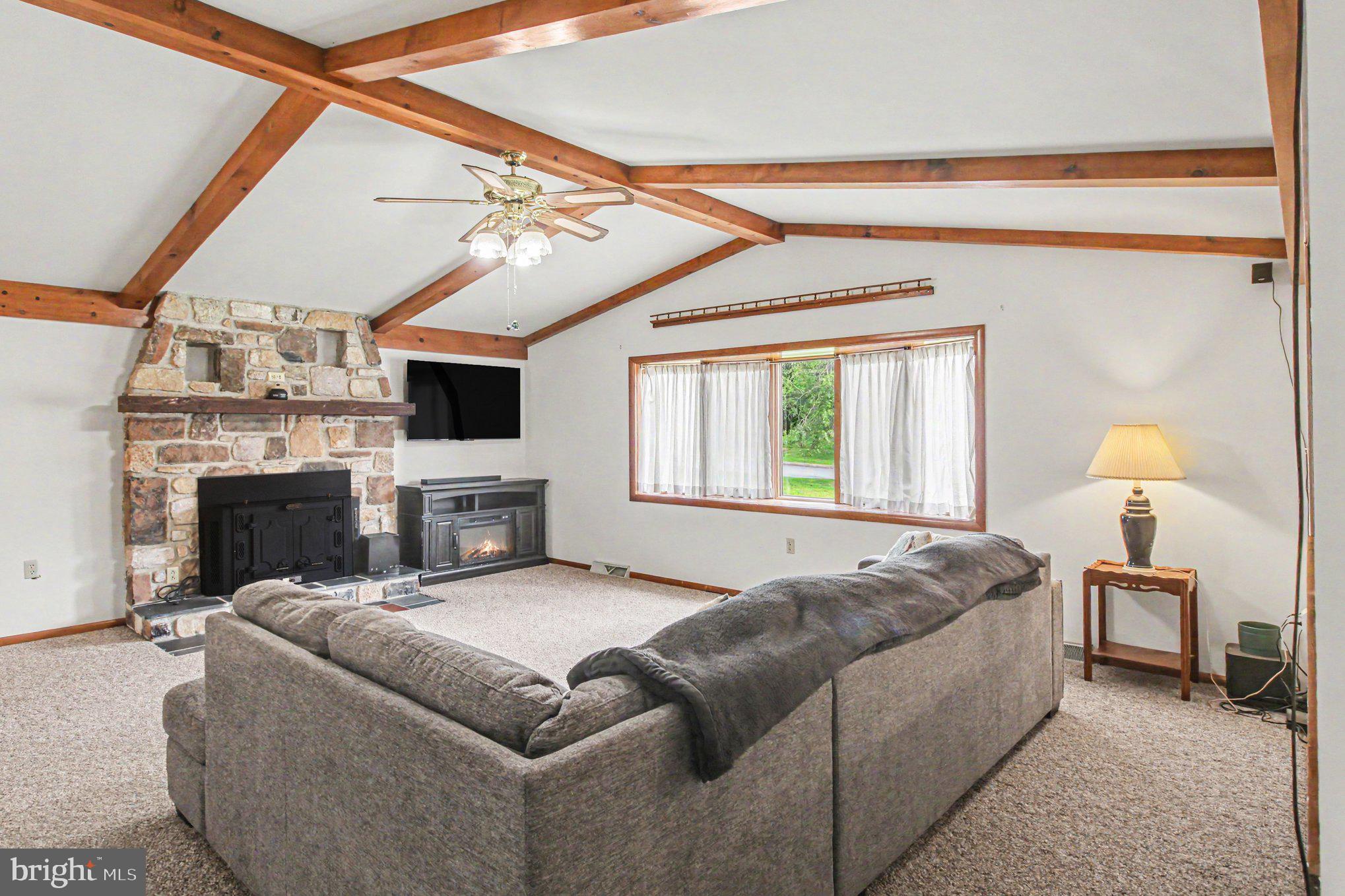 520 Hoffman Road Harleysville, PA 19438 - Photo 3 of 42 Gallery Image 3